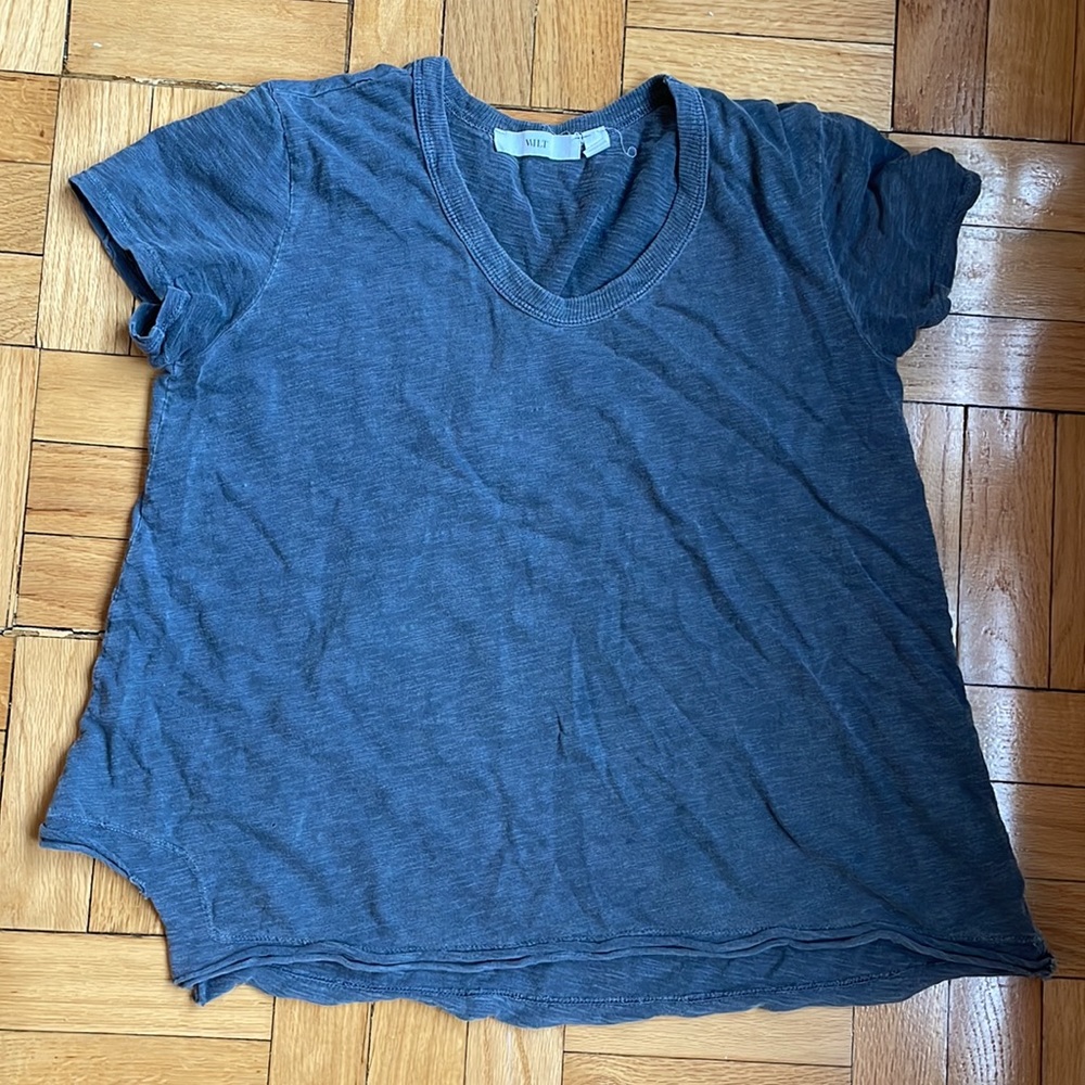 Wilt Raw Edge Charcoal Wash Tee size Small